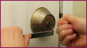 Raritan NJ Locksmith Store Raritan, NJ 908-378-8987 - 5-lock-opening